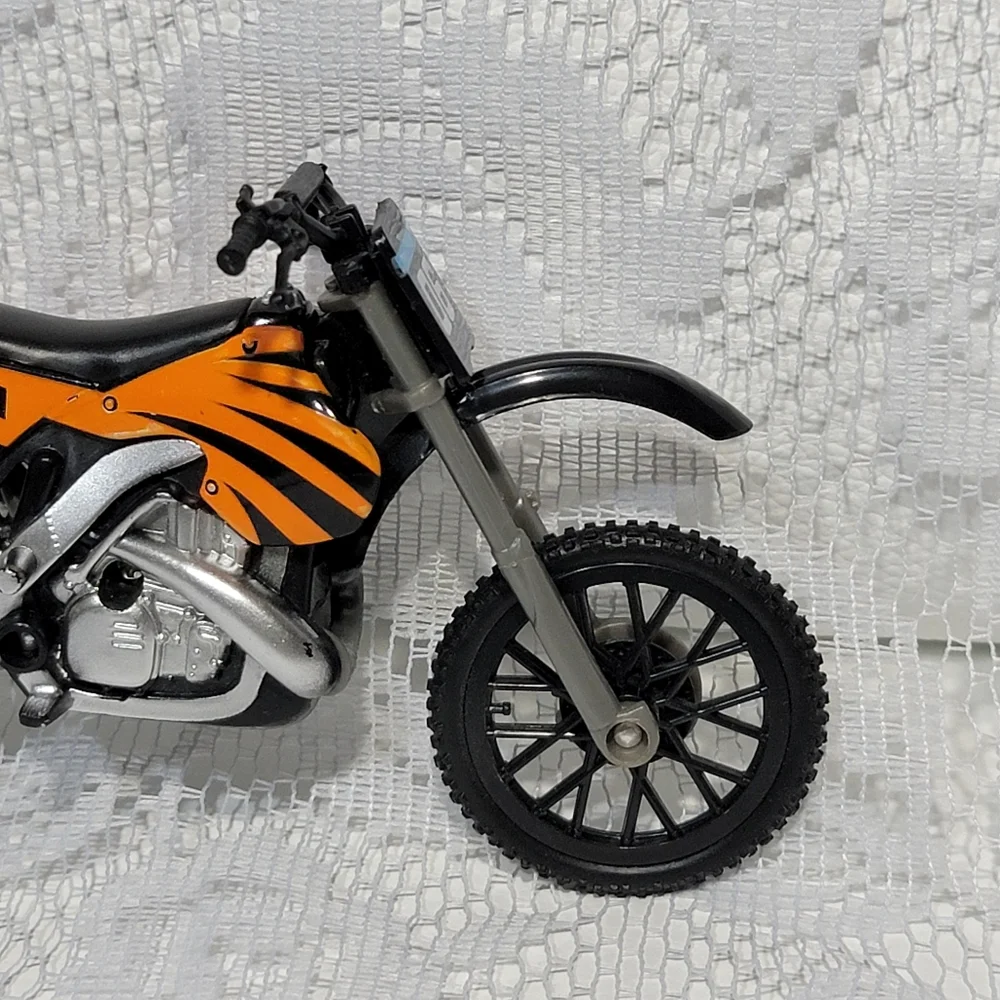 Kutta Racing Kids Toy Motorcycle Model  Black and Orange with Blue Star 3603KT01
